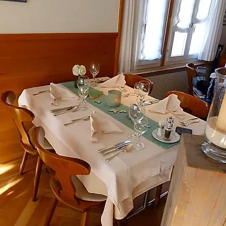 Hirschen Otel